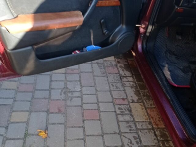 Красный Опель Вектра, объемом двигателя 1.6 л и пробегом 55 тыс. км за 1600 $, фото 5 на Automoto.ua