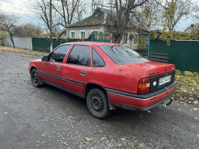 Красный Опель Вектра, объемом двигателя 1.8 л и пробегом 380 тыс. км за 900 $, фото 3 на Automoto.ua