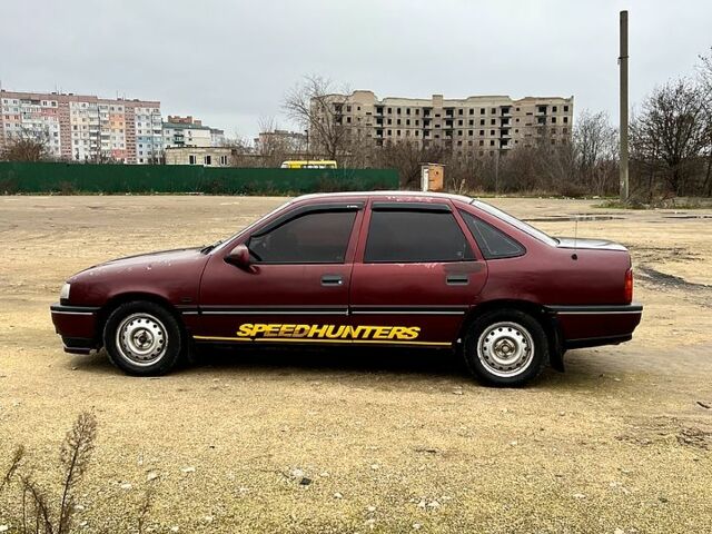 Красный Опель Вектра, объемом двигателя 2 л и пробегом 450 тыс. км за 1800 $, фото 2 на Automoto.ua