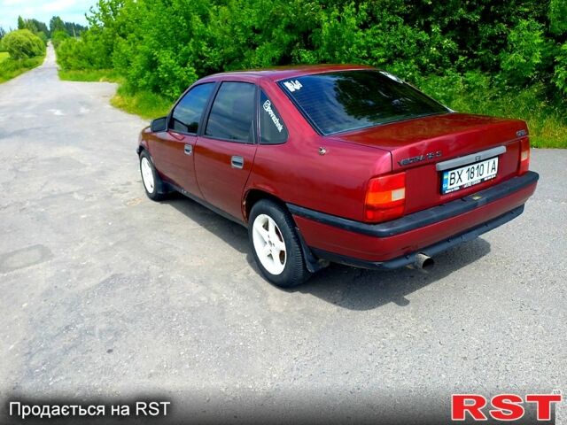 Красный Опель Вектра, объемом двигателя 1.8 л и пробегом 380 тыс. км за 1310 $, фото 3 на Automoto.ua