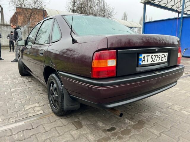 Красный Опель Вектра, объемом двигателя 1.8 л и пробегом 655 тыс. км за 1700 $, фото 6 на Automoto.ua