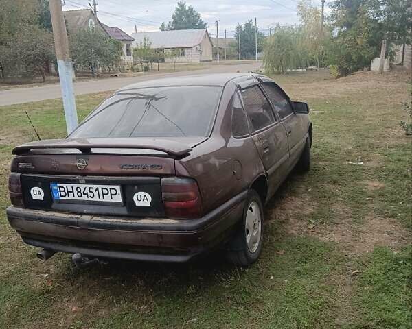 Красный Опель Вектра, объемом двигателя 2 л и пробегом 450 тыс. км за 1450 $, фото 7 на Automoto.ua