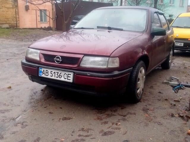 Червоний Опель Вектра, об'ємом двигуна 2 л та пробігом 350 тис. км за 1250 $, фото 4 на Automoto.ua