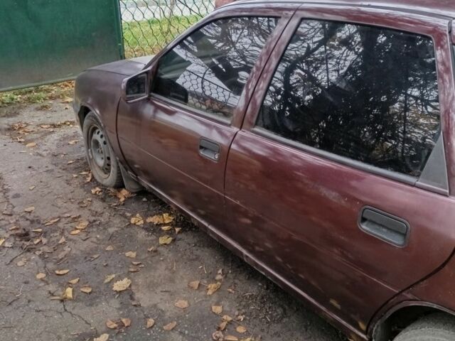 Красный Опель Вектра, объемом двигателя 2 л и пробегом 263 тыс. км за 250 $, фото 10 на Automoto.ua