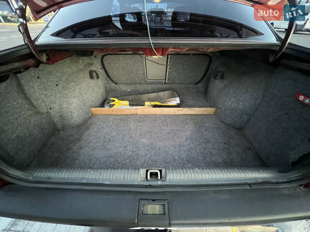 Красный Опель Вектра, объемом двигателя 2 л и пробегом 132 тыс. км за 2400 $, фото 10 на Automoto.ua