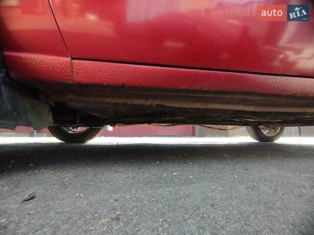 Червоний Опель Вектра, об'ємом двигуна 1.7 л та пробігом 242 тис. км за 1300 $, фото 4 на Automoto.ua