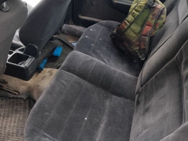 Красный Опель Вектра, объемом двигателя 2 л и пробегом 260 тыс. км за 1600 $, фото 2 на Automoto.ua