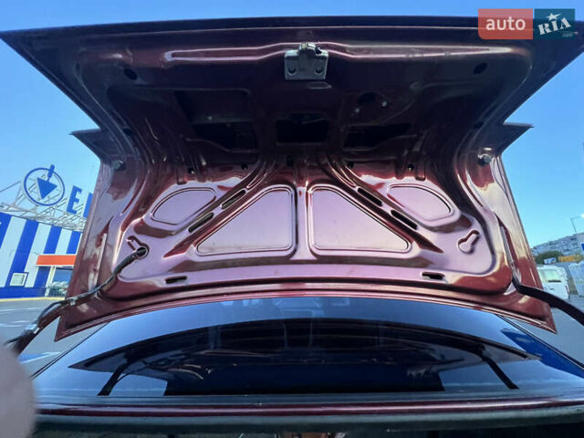 Красный Опель Вектра, объемом двигателя 2 л и пробегом 132 тыс. км за 2400 $, фото 9 на Automoto.ua