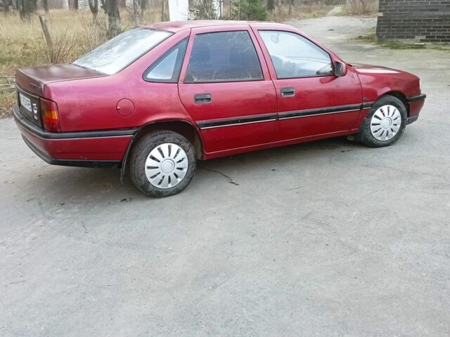 Червоний Опель Вектра, об'ємом двигуна 1.8 л та пробігом 300 тис. км за 1000 $, фото 5 на Automoto.ua