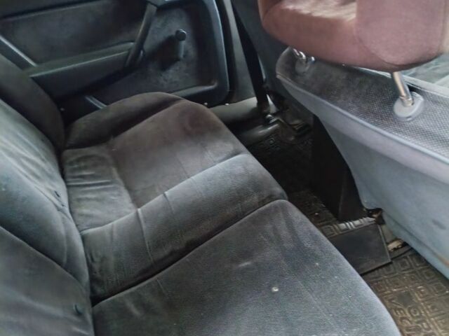 Красный Опель Вектра, объемом двигателя 2 л и пробегом 263 тыс. км за 250 $, фото 1 на Automoto.ua