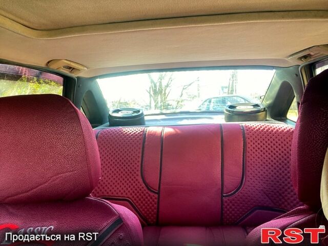 Красный Опель Вектра, объемом двигателя 2 л и пробегом 0 тыс. км за 1450 $, фото 2 на Automoto.ua