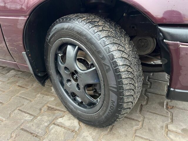 Красный Опель Вектра, объемом двигателя 1.8 л и пробегом 655 тыс. км за 1700 $, фото 4 на Automoto.ua