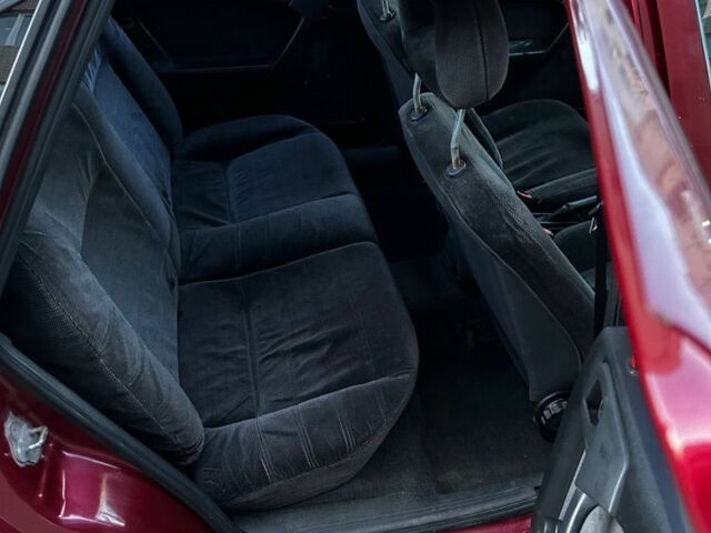 Красный Опель Вектра, объемом двигателя 2 л и пробегом 300 тыс. км за 1600 $, фото 10 на Automoto.ua