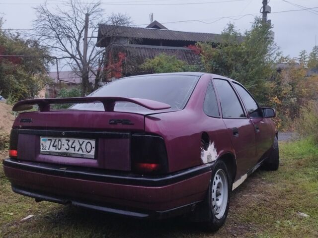 Красный Опель Вектра, объемом двигателя 2 л и пробегом 263 тыс. км за 360 $, фото 1 на Automoto.ua