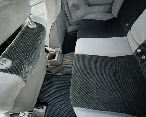 Красный Опель Вектра, объемом двигателя 2 л и пробегом 132 тыс. км за 2400 $, фото 25 на Automoto.ua