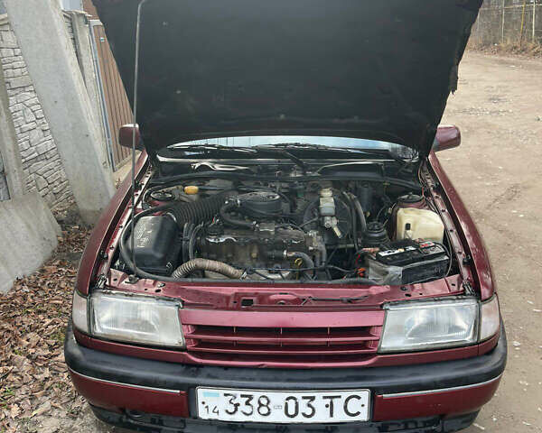 Красный Опель Вектра, объемом двигателя 1.8 л и пробегом 280 тыс. км за 1500 $, фото 20 на Automoto.ua