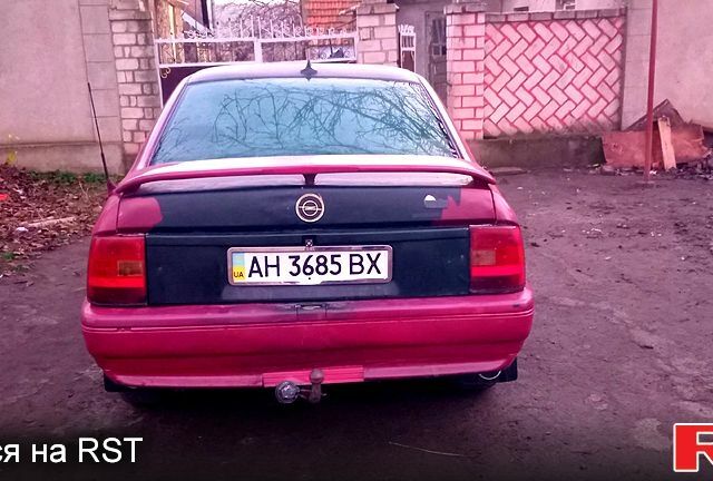 Червоний Опель Вектра, об'ємом двигуна 1.8 л та пробігом 0 тис. км за 1450 $, фото 3 на Automoto.ua