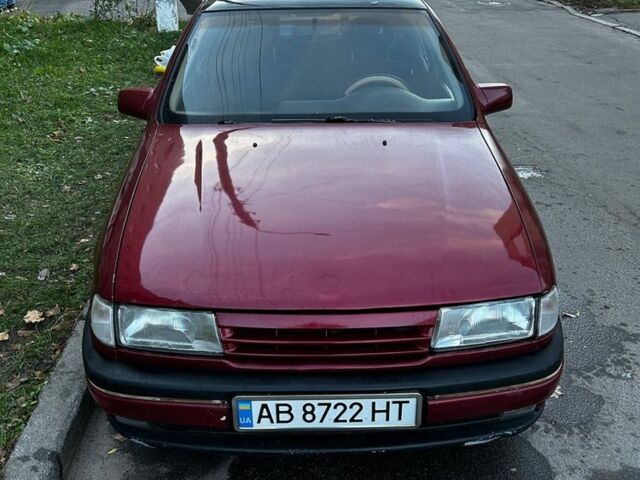 Красный Опель Вектра, объемом двигателя 2 л и пробегом 300 тыс. км за 1600 $, фото 1 на Automoto.ua