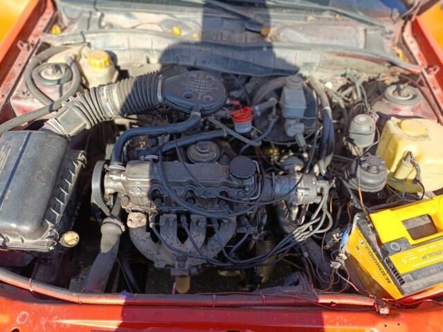 Красный Опель Вектра, объемом двигателя 0 л и пробегом 1 тыс. км за 835 $, фото 5 на Automoto.ua