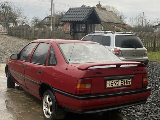 Красный Опель Вектра, объемом двигателя 1.6 л и пробегом 358 тыс. км за 770 $, фото 5 на Automoto.ua