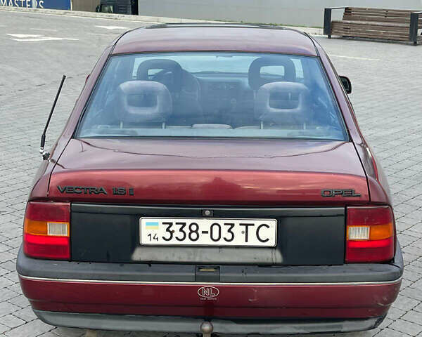 Красный Опель Вектра, объемом двигателя 1.8 л и пробегом 280 тыс. км за 1500 $, фото 6 на Automoto.ua