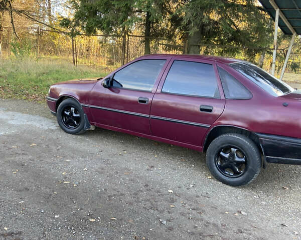 Опель Вектра 1990 у Самборе на Automoto.ua Червоний Опель Вектра, об'ємом двигуна 1.8 л та пробігом 280 тис. км за 1150 $, фото 8 на Automoto.ua