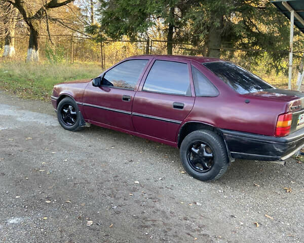 Опель Вектра 1990 у Самборе на Automoto.ua Червоний Опель Вектра, об'ємом двигуна 1.8 л та пробігом 280 тис. км за 1150 $, фото 6 на Automoto.ua