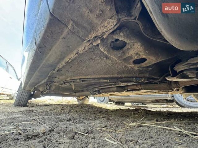 Красный Опель Вектра, объемом двигателя 2 л и пробегом 450 тыс. км за 1450 $, фото 4 на Automoto.ua