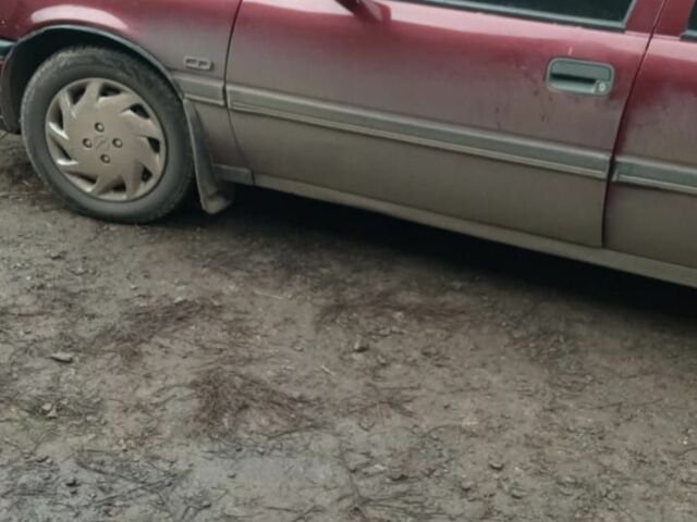 Красный Опель Вектра, объемом двигателя 2 л и пробегом 268 тыс. км за 1500 $, фото 4 на Automoto.ua