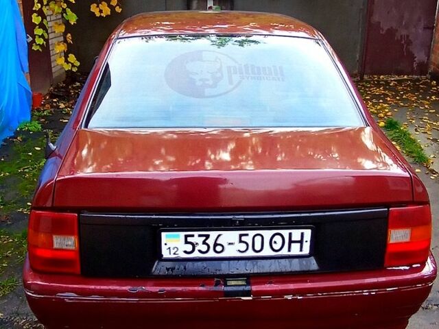 Красный Опель Вектра, объемом двигателя 1.8 л и пробегом 0 тыс. км за 1400 $, фото 1 на Automoto.ua