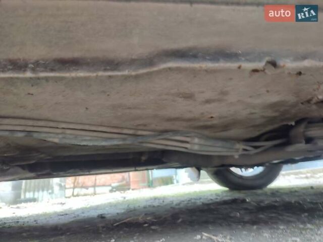 Красный Опель Вектра, объемом двигателя 1.8 л и пробегом 200 тыс. км за 1400 $, фото 8 на Automoto.ua