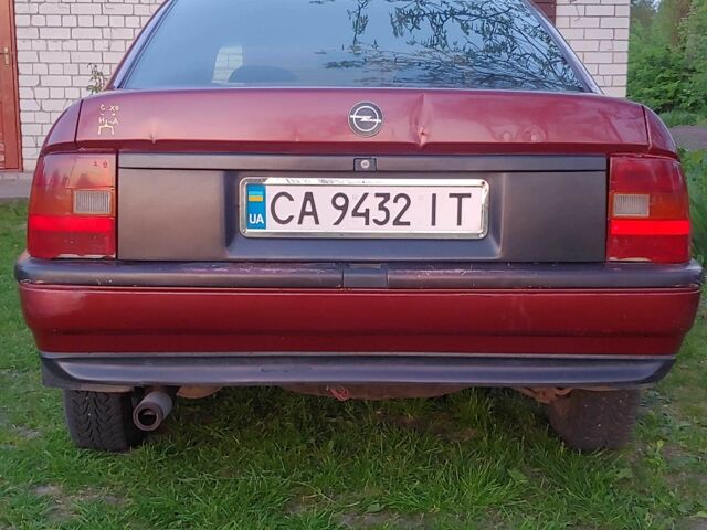 Червоний Опель Вектра, об'ємом двигуна 1.6 л та пробігом 520 тис. км за 1200 $, фото 8 на Automoto.ua