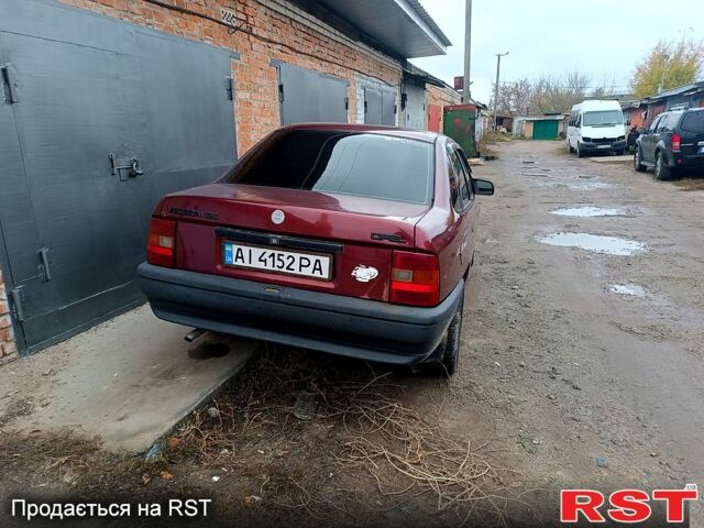 Червоний Опель Вектра, об'ємом двигуна 1.6 л та пробігом 530 тис. км за 2000 $, фото 5 на Automoto.ua