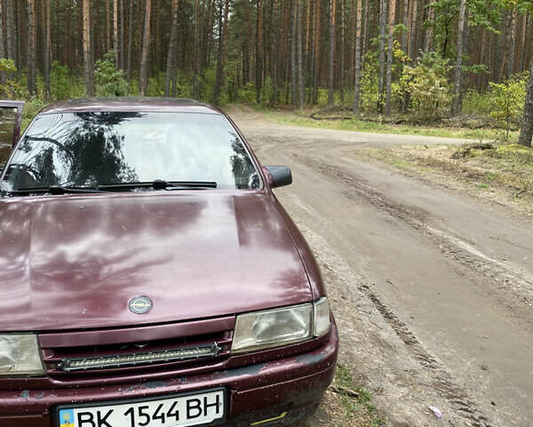 Червоний Опель Вектра, об'ємом двигуна 2 л та пробігом 300 тис. км за 999 $, фото 6 на Automoto.ua