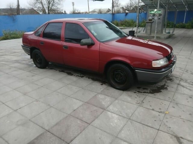 Красный Опель Вектра, объемом двигателя 2 л и пробегом 300 тыс. км за 850 $, фото 2 на Automoto.ua