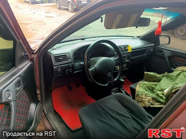 Червоний Опель Вектра, об'ємом двигуна 1.6 л та пробігом 530 тис. км за 2000 $, фото 3 на Automoto.ua