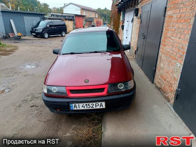 Червоний Опель Вектра, об'ємом двигуна 1.6 л та пробігом 530 тис. км за 2000 $, фото 1 на Automoto.ua