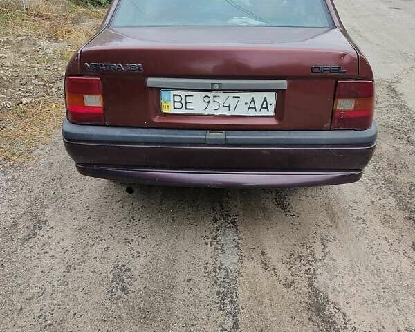 Красный Опель Вектра, объемом двигателя 1.8 л и пробегом 208 тыс. км за 1002 $, фото 3 на Automoto.ua