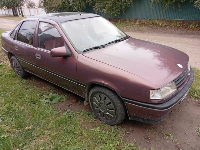 Опель Вектра 1991 у Летичеве на Automoto.ua Червоний Опель Вектра, об'ємом двигуна 1.8 л та пробігом 270 тис. км за 690 $, фото 4 на Automoto.ua