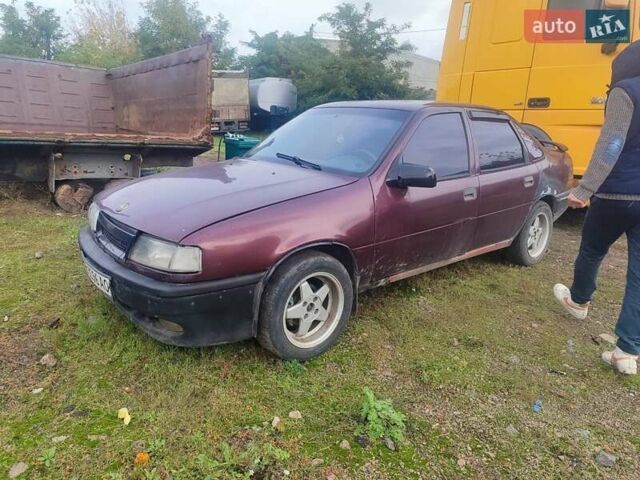 Опель Вектра 1991 в Гайсине на Automoto.ua Красный Опель Вектра, объемом двигателя 1.8 л и пробегом 355 тыс. км за 900 $, фото 5 на Automoto.ua
