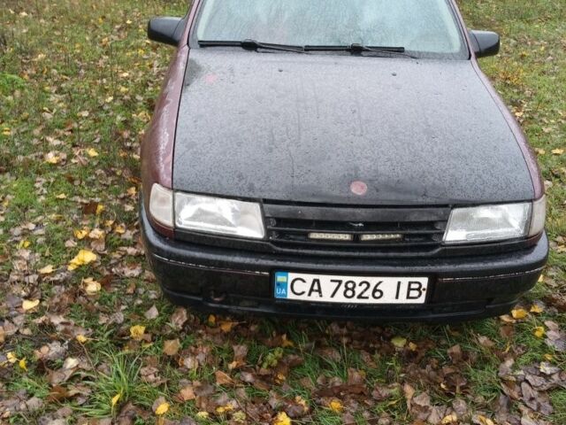 Червоний Опель Вектра, об'ємом двигуна 1.8 л та пробігом 100 тис. км за 800 $, фото 2 на Automoto.ua