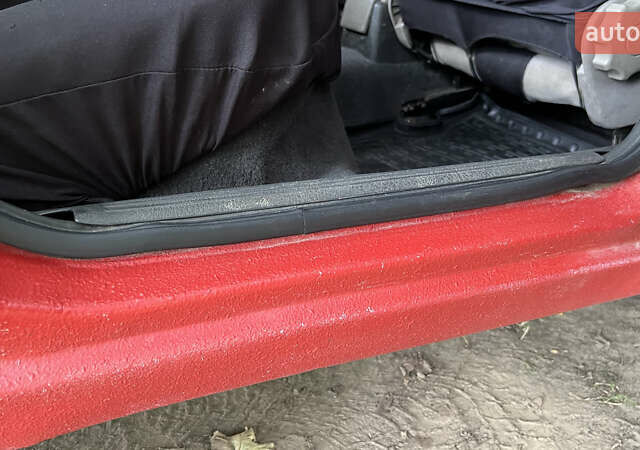 Опель Вектра 1991 в Долине на Automoto.ua Красный Опель Вектра, объемом двигателя 1.6 л и пробегом 289 тыс. км за 1650 $, фото 7 на Automoto.ua