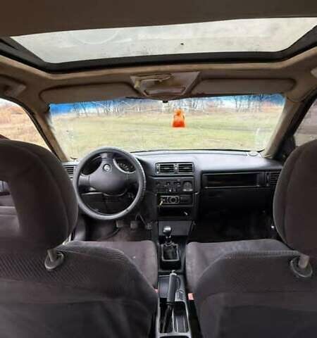 Опель Вектра 1991 в Сахновщине на Automoto.ua Красный Опель Вектра, объемом двигателя 1.6 л и пробегом 4 тыс. км за 1499 $, фото 5 на Automoto.ua