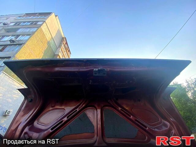 Красный Опель Вектра, объемом двигателя 1.8 л и пробегом 250 тыс. км за 1300 $, фото 8 на Automoto.ua