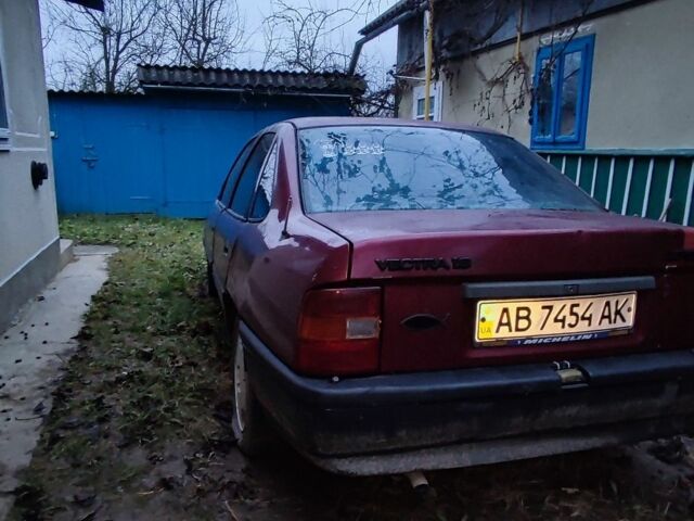 Червоний Опель Вектра, об'ємом двигуна 1.6 л та пробігом 250 тис. км за 600 $, фото 7 на Automoto.ua