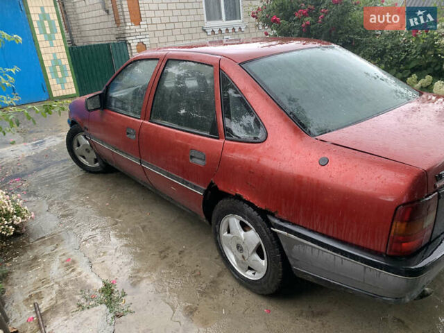 Красный Опель Вектра, объемом двигателя 1.7 л и пробегом 300 тыс. км за 850 $, фото 5 на Automoto.ua