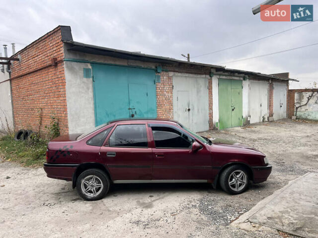 Опель Вектра 1991 в Хмельницком на Automoto.ua Красный Опель Вектра, объемом двигателя 1.8 л и пробегом 243 тыс. км за 850 $, фото 3 на Automoto.ua