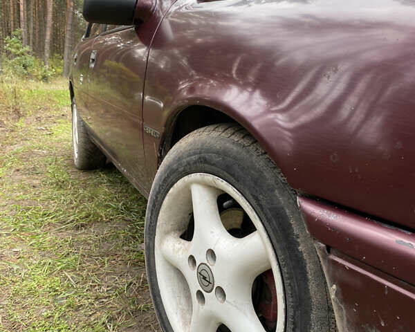 Червоний Опель Вектра, об'ємом двигуна 2 л та пробігом 300 тис. км за 999 $, фото 8 на Automoto.ua