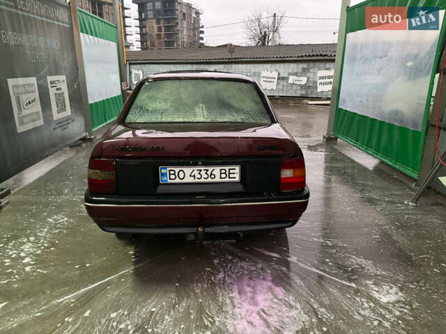 Красный Опель Вектра, объемом двигателя 1.8 л и пробегом 100 тыс. км за 750 $, фото 4 на Automoto.ua