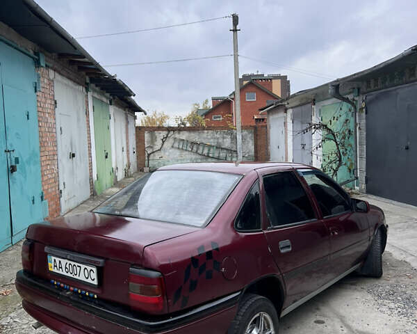 Опель Вектра 1991 в Хмельницком на Automoto.ua Красный Опель Вектра, объемом двигателя 1.8 л и пробегом 243 тыс. км за 850 $, фото 2 на Automoto.ua